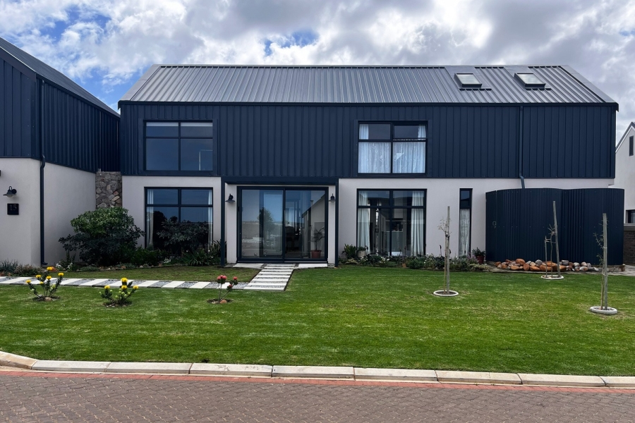 3 Bedroom Property for Sale in Renosterbos Estate Western Cape